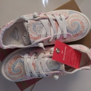 NIB~Girls Size 2 Original Bayshore tennies by Roxy